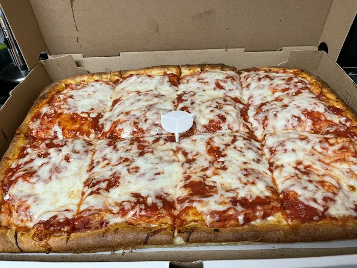 Alfredo's Pizza Cafe Picture 2