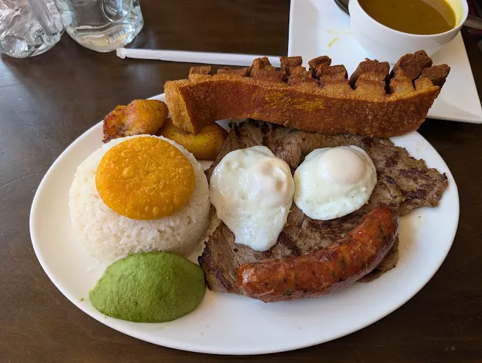 Colombian House Picture 5