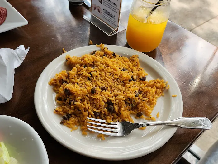 Caridad & Louie's Restaurant Picture 10