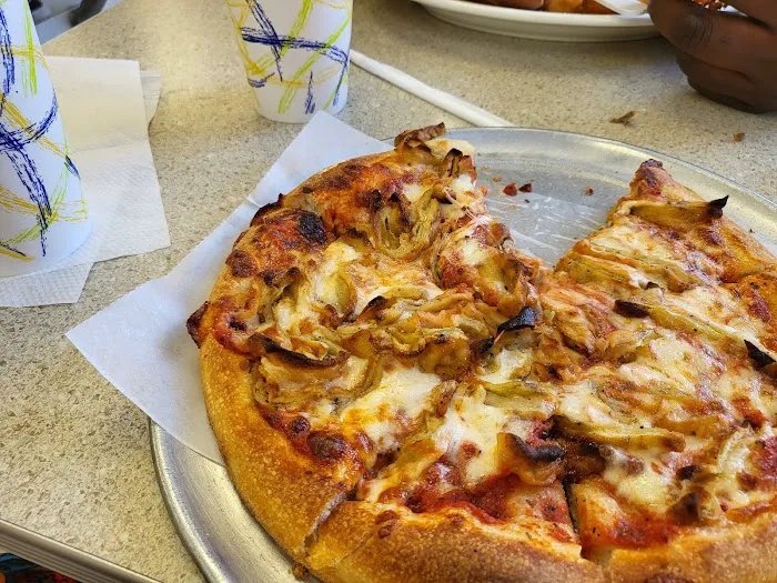 Town Pizza House Restaurant Picture 10