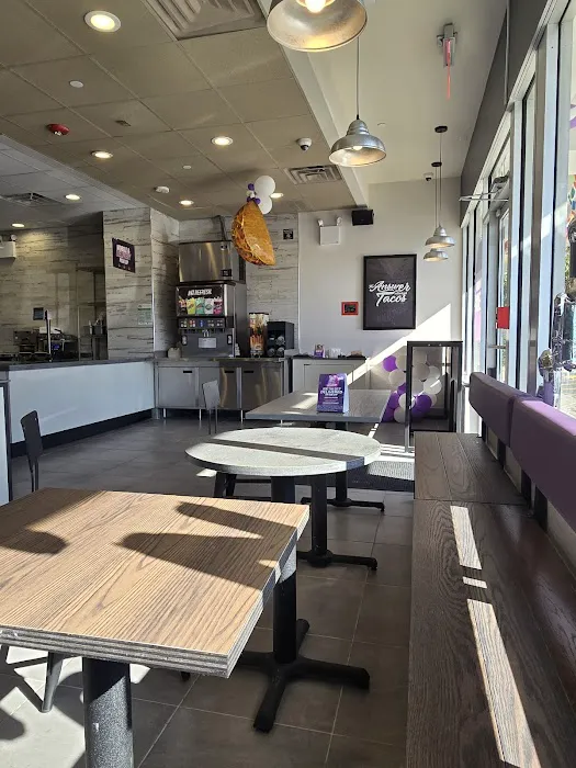 Taco Bell Picture 2