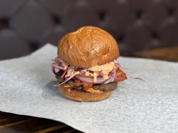 Cocina Burger Shop Picture 5