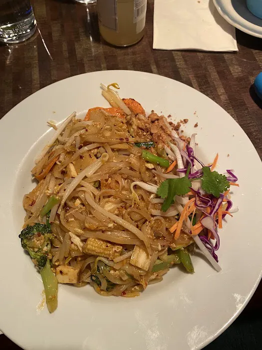 Eagle Thai Cuisine Mclean Picture 1