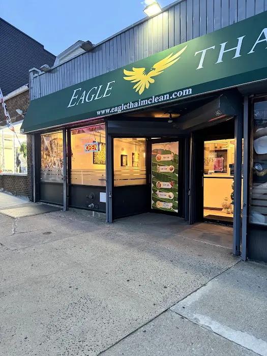 Eagle Thai Cuisine Mclean Picture 3