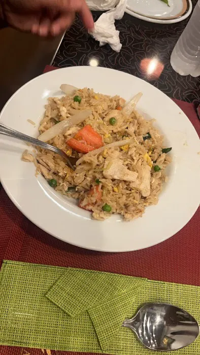 Eagle Thai Cuisine Mclean Picture 4