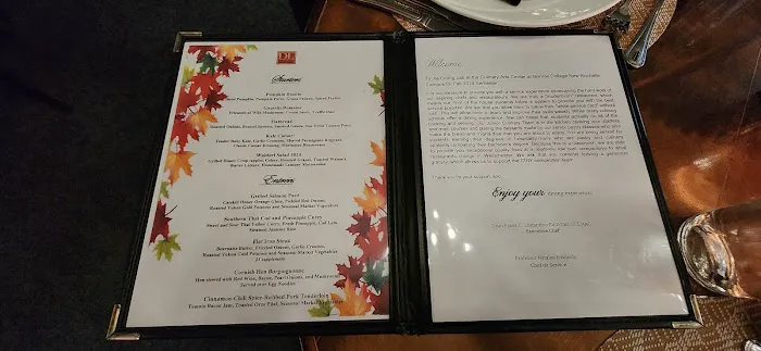 Dining Lab Picture 1