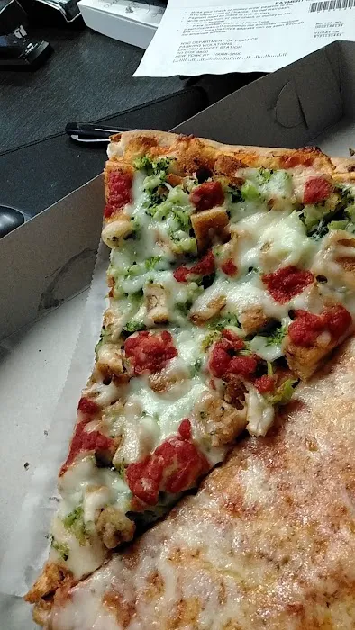 Venecias Pizzeria Picture 9