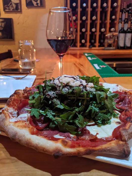 Aura wine & Bar Picture 10