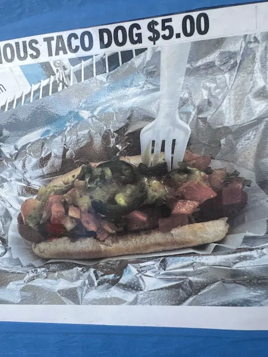 D's Dawgs Picture 6