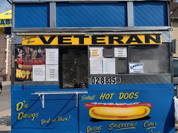 D's Dawgs Picture 8