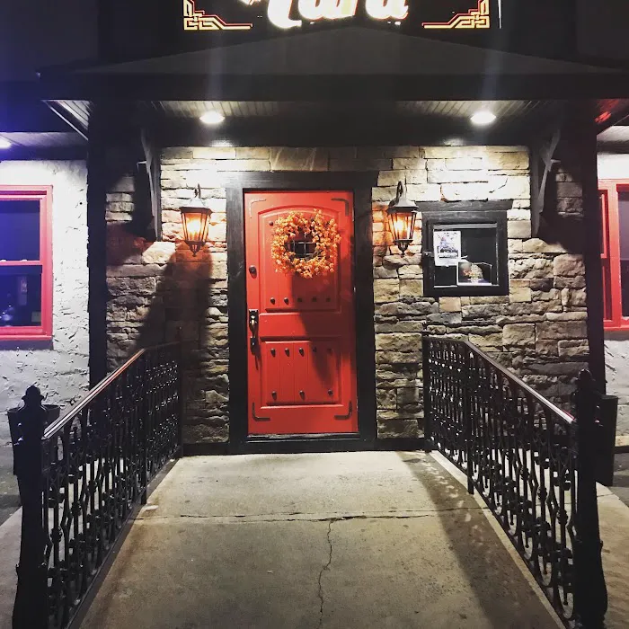 Tara Bar & Grill Picture 7