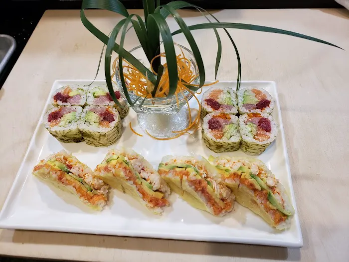 Tasty House Chinese / Hungry Crab Cajun Seafood Picture 3