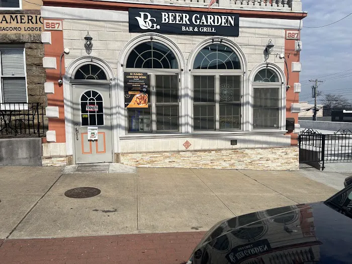 Beer Garden Bar & Grill Picture 1