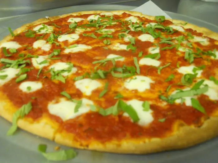 Fratelli Pizza & Pasta Picture 7