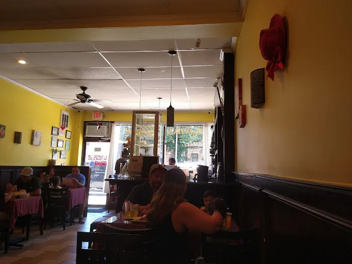 Lineas de Naska Restaurant Picture 4