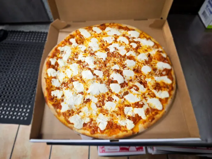 Roberto's Pizza & Pasta Picture 7