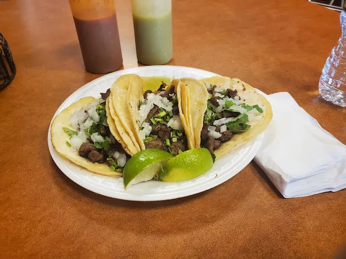 Antojitos Mexicanos los Primos Picture 10