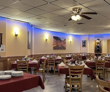 Reno's Trattoria