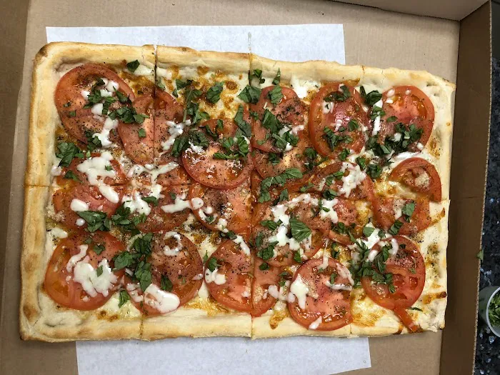 Montebello's Pizza Picture 4