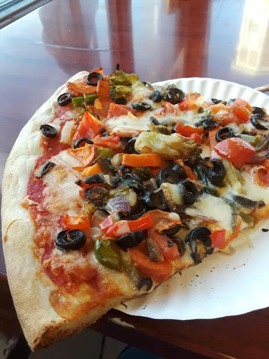 Roma II Pizza Picture 10