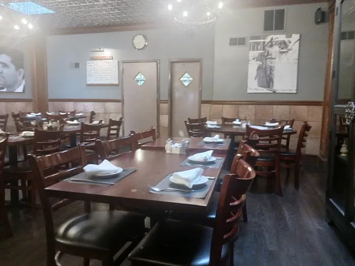 Dom & Vinnies Restaurant Picture 2