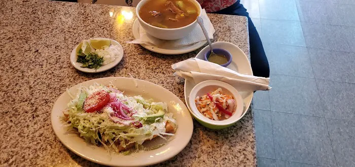 Restaurante Salvadoreño Picture 2