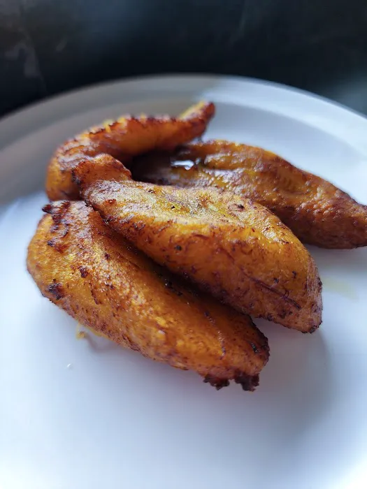 G BAKERY Restaurante & Panaderia Colombiana Picture 4