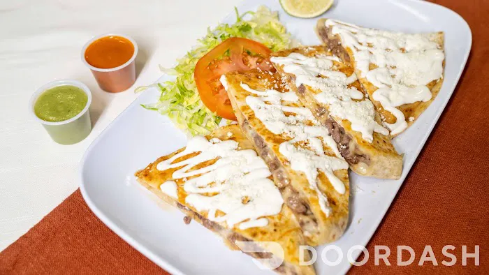 Armando Tacos Picture 2