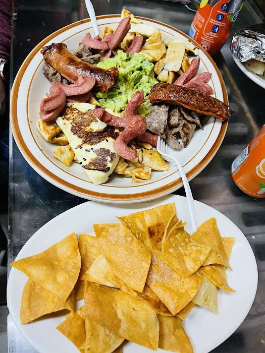 Deli Commercial Mexicana Picture 3