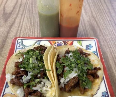 El Valle del Paisano Pizzeria and Taco