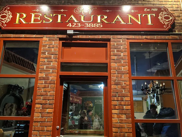 A & V Pizzeria Picture 1