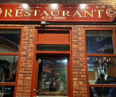 A & V Pizzeria