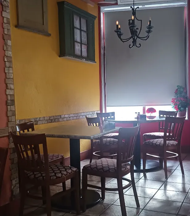 A & V Pizzeria Picture 10