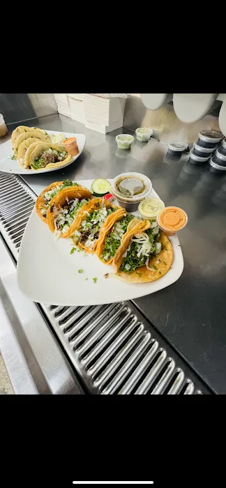 Taqueria El Chiltepin #2 Picture 10