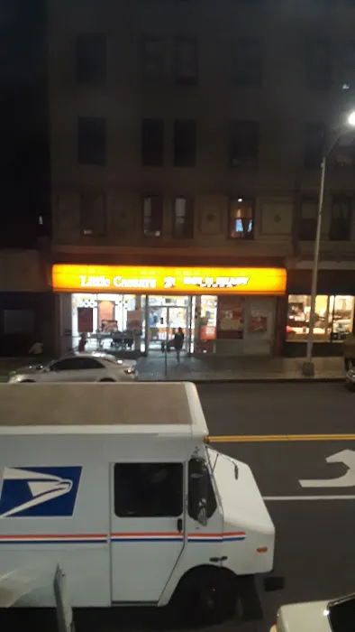 Little Caesars Pizza Picture 3