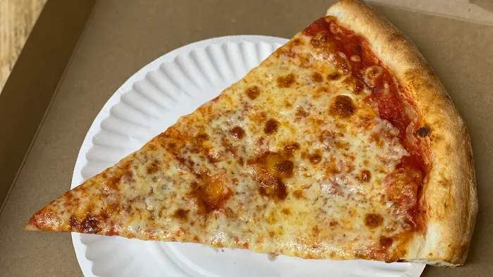 Gino's Pizzeria Picture 10