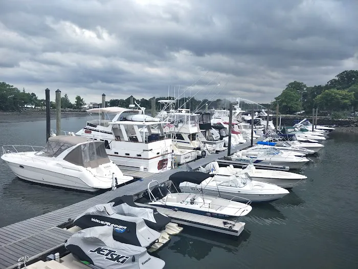 The Marina Grille Picture 5