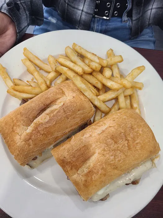 Shore Road Diner Picture 5