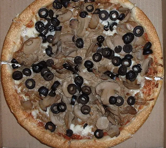 Giovanni's Pizza Picture 2