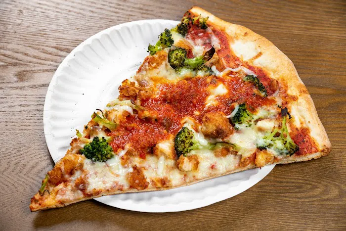 Giovanni's Pizza Picture 4