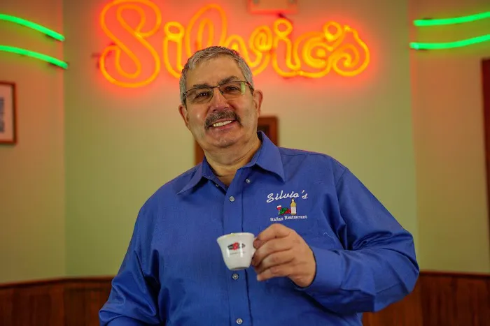 Silvio's Italian Restaurant & Pizzeria Picture 9