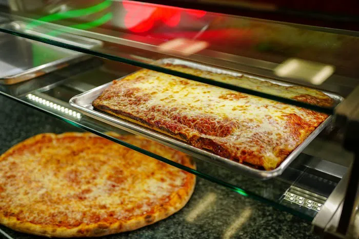 Silvio's Italian Restaurant & Pizzeria Picture 1
