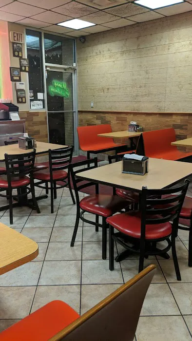 Dino's Pizzeria Picture 2