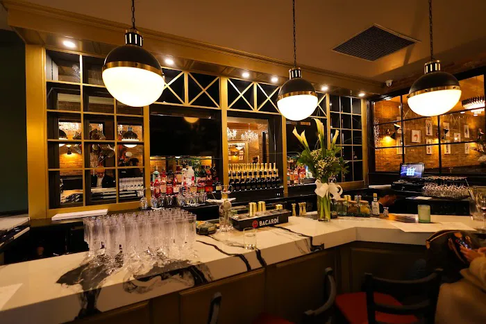 Arnaud Steak & Seafood Picture 2
