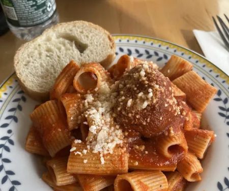 Bacione Pasta Shop