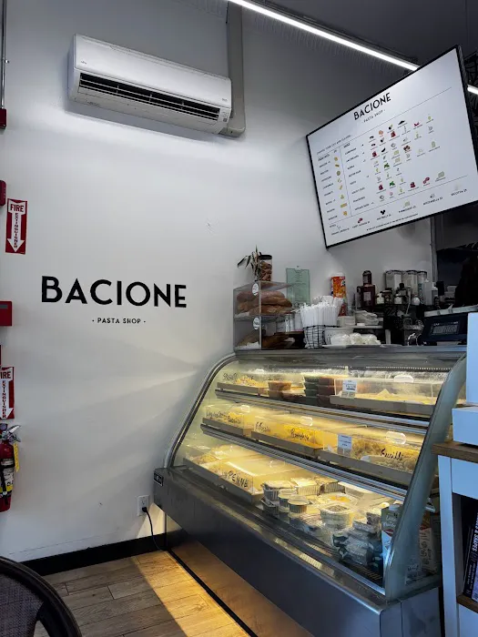 Bacione Pasta Shop Picture 3
