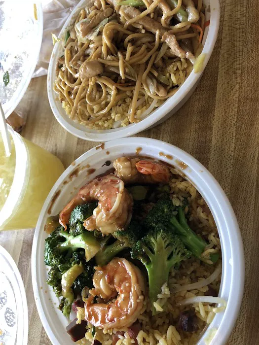 L & T Chinese Kitchen Picture 6