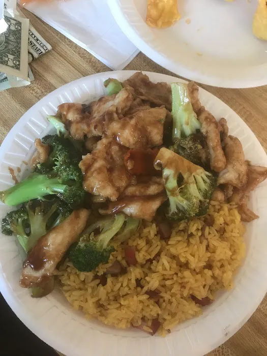 L & T Chinese Kitchen Picture 5