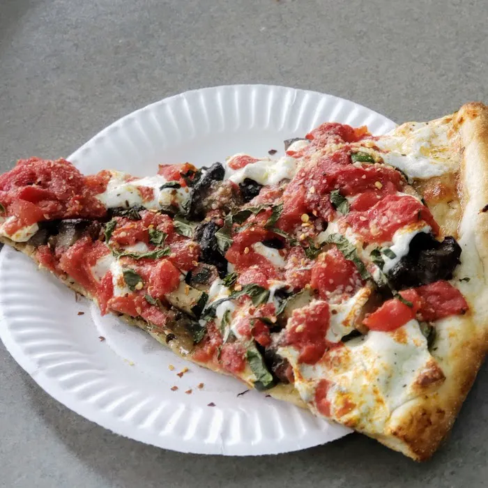 Gigi's Pizzeria and Restaurant Picture 8