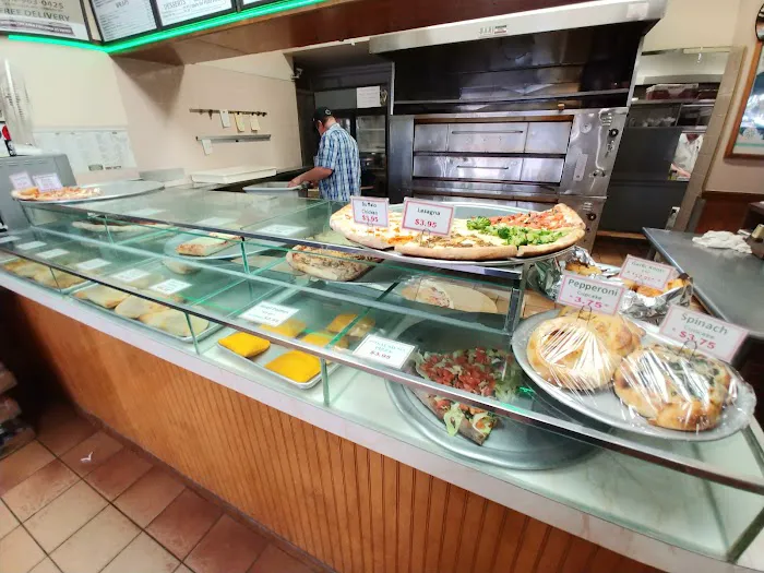 Palisades Pizza & Pasta Picture 7